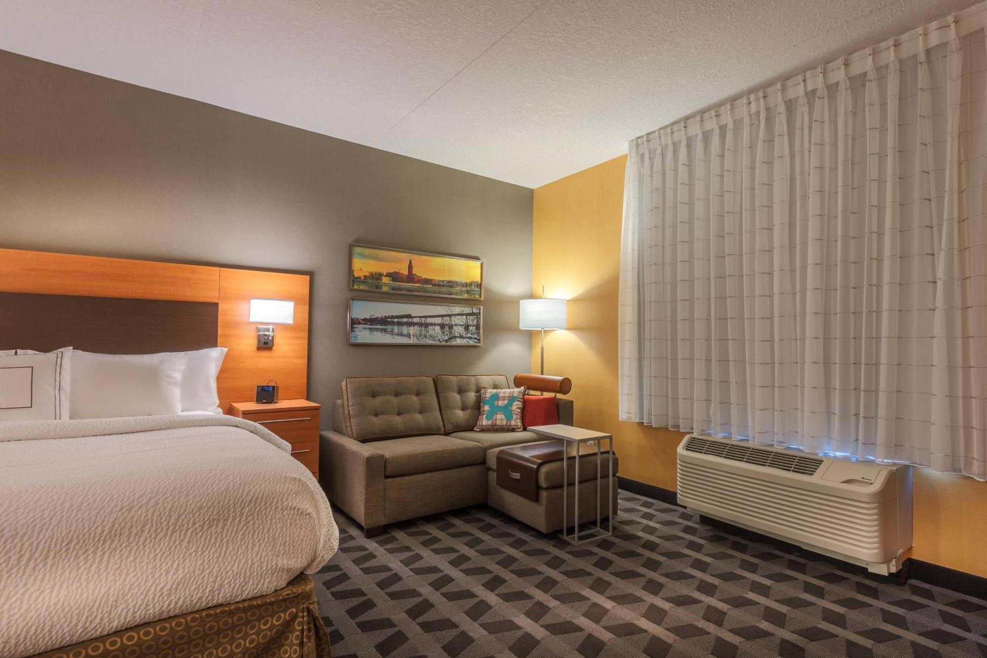 Towneplace Suites By Marriott Belleville Esterno foto